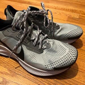 Nike Pegasus Trail 3 in Dusty Sage